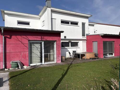 Gartenansicht - 6 Zimmer Einfamilienhaus zum Kaufen in Burgrieden