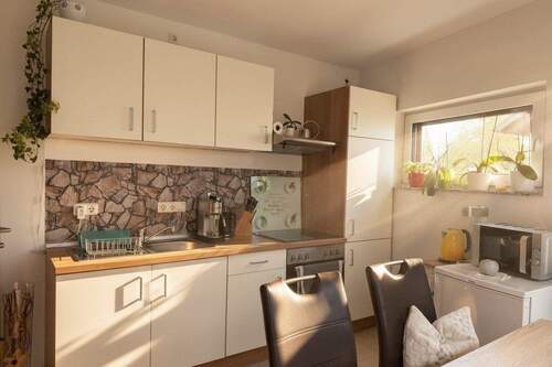 Einbauküche - 2 Zimmer Etagenwohnung in Unterhaching