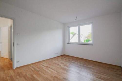 Zimmer - Etagenwohnung mit 116,60 m&sup2; in Köln zur Miete