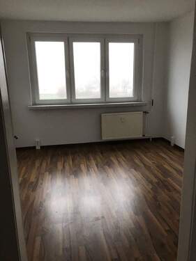 Wohnzimmer - Etagenwohnung mit 61,50 m&sup2; in Angermünde zur Miete