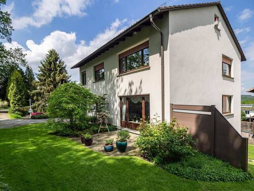 Gartenansicht - 5 Zimmer Mehrfamilienhaus, Wohnhaus in Arnsberg / Neheim