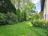 Der gepflegte Garten - Mehrfamilienhaus, Wohnhaus mit 182,00 m&sup2; in Arnsberg / Neheim zum Kaufen
