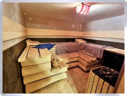 UG Sauna - 