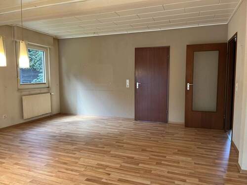 Wohn- und Esszimmer - 