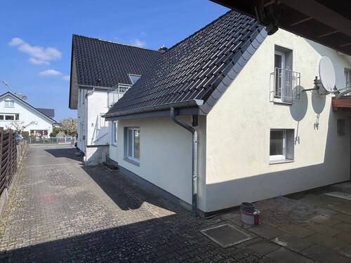Saunahaus - 7 Zimmer Mehrfamilienhaus, Wohnhaus zum Kaufen in Bünde