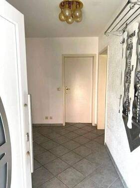 Eingangsbereich / Garderobe - 