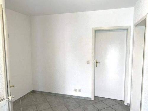 Platz für eine Garderobe - 