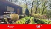 Bungalow links - Grünes Glück mit Gartenidylle - 12.500,00 EUR Kaufpreis, ca.  66,00 m² Wohnfläche