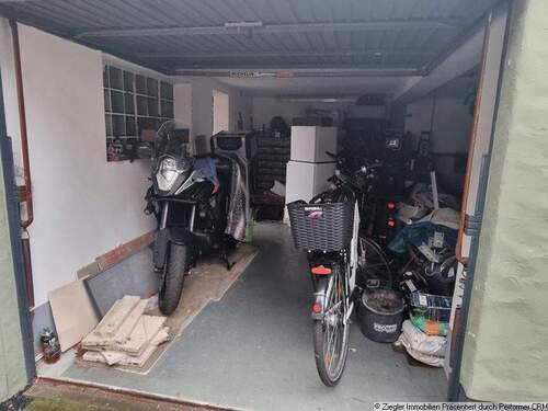 17 Garage für Hausgemeinschaft - 