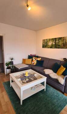 Wohnzimmer - 3 Zimmer Etagenwohnung zum Kaufen in Kiel