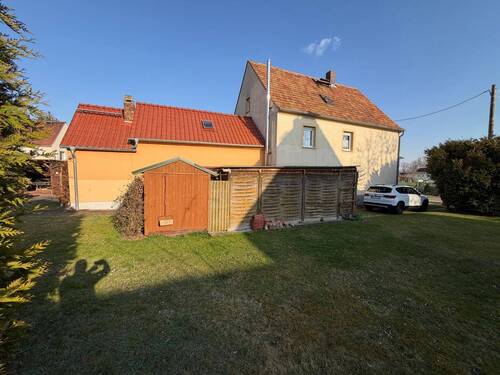 IMG_9670(1) - Sehr gepflegtes Einfamilienhaus mit Charme und großem Grundstück im Ortsteil der Gemeinde Stauchitz, das um 1999 modernisiert wurde