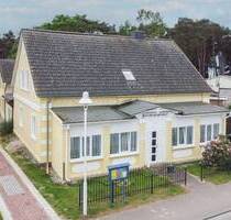 Umgeben von der Ostsee: Grundstück mit 2 Häusern in Thiessow - Mönchgut