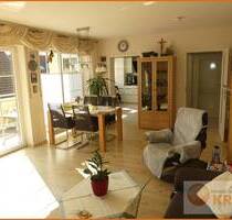 Moderne, zentrale, komfortable 3-Zimmer ETW 1.OG, Balkon, neuwertiger EBK und 3 PKW-Stellplätzen - Schlüchtern