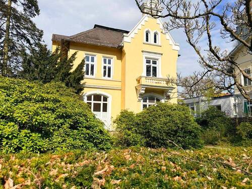 Aussenansicht - 4 Zimmer Altbau-Wohnung mit Wintergarten im Herzen von Reinbek