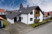 Bild 1 - Ideal für die große Familie! - 450.000,00 EUR Kaufpreis, ca.  251,00 m² Wohnfläche