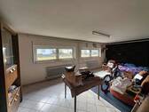 gorßes Zimmer UG - 