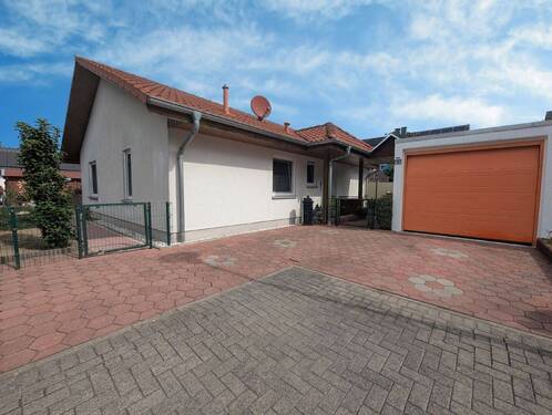 Frontansicht - 3 Zimmer Einfamilienhaus zum Kaufen in Weeze
