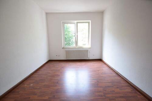 Schlafen - Helle 3 Zimmer Wohnung in Köln Mülheim (mit Balkon)