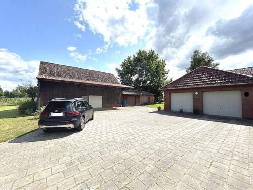 Ansicht Innenhof - 9 Zimmer Einfamilienhaus in Ostereistedt / Rhadereistedt