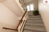 Treppenhaus - 3 Zimmer Etagenwohnung zur Miete in Schlettau