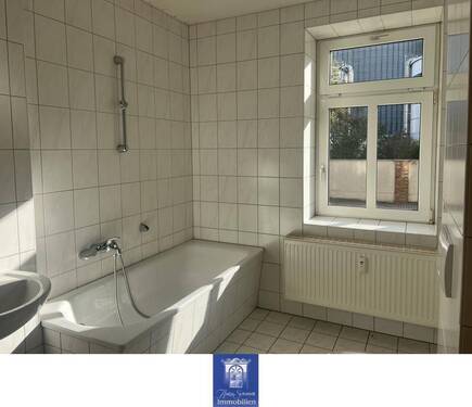 Bad - 2 Zimmer Etagenwohnung zur Miete in Riesa