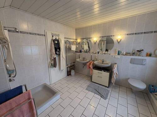 Badezimmer DG - 