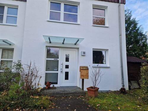 Eingang - 6 Zimmer Reihenendhaus in Börnsen