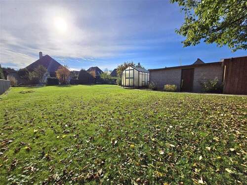 weitläufiger Garten Haus Wilster - 4 Zimmer Einfamilienhaus zum Kaufen in Wilster