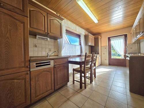 Küche mit Essplatz - 