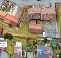 IMMONATION! Dreifamilienhaus mit Gewerbeeinheit in Stegaurach