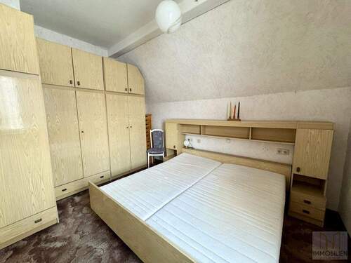 OG: Schlafzimmer - 