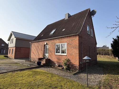 Außenansicht - 6 Zimmer Mehrfamilienhaus, Wohnhaus zum Kaufen in Schafflund