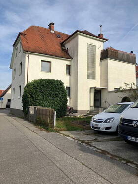 Bild 1 - 4 Zimmer Wohnung mit Garten, Garage, Stellplatz, ruhig, gut angebunden