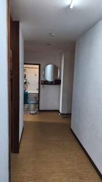 Flur - Etagenwohnung mit 80,00 m² in Schweinfurt zum Kaufen