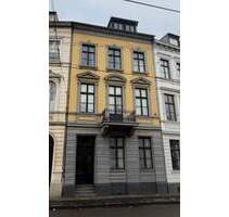 Denkmalgeschütztes Mehrfamilienhaus in Bonn Castell