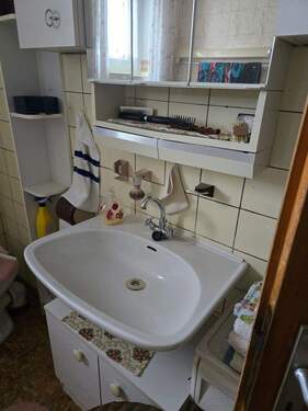 20250913_162716.jpg - 3 Zimmer Etagenwohnung zur Miete in Kitzingen