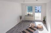 Wohnzimmer Vergleichswohnung - Helle 2-Raum-Wohnung mit Balkon