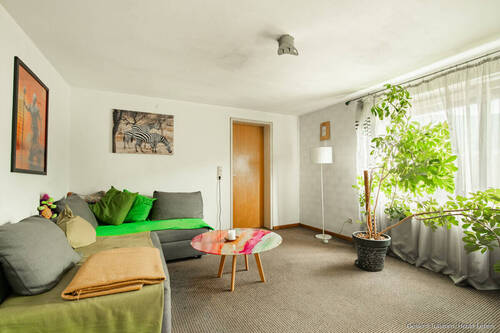 UG- Wohnzimmer - 3 Zimmer Etagenwohnung zum Kaufen in Titisee-Neustadt