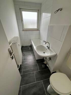 Badezimmer - 3 Zimmer Etagenwohnung in Verden (Aller)