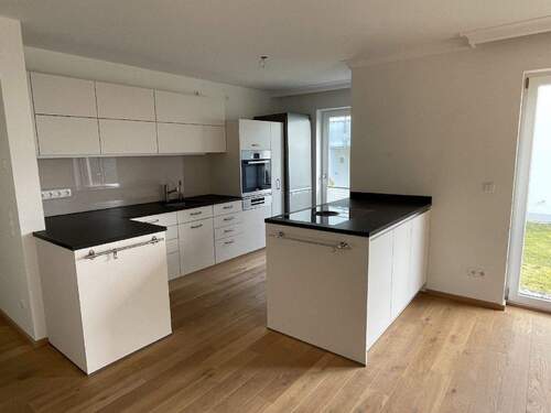 Die Küche - 3 Zimmer Terrassenwohnung zur Miete in Bad Wörishofen