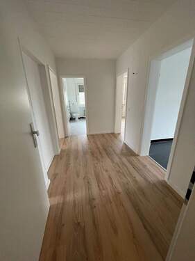 Diele Flur - Renovierte 3-Zimmer Wohnung in zentrumsnaher Lage in Werne