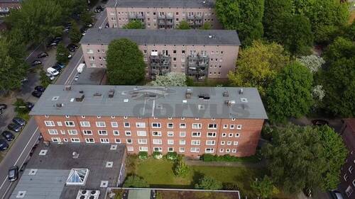 Drohnenaufnahme - 1 Zimmer Mehrfamilienhaus, Wohnhaus zum Kaufen in Hamburg