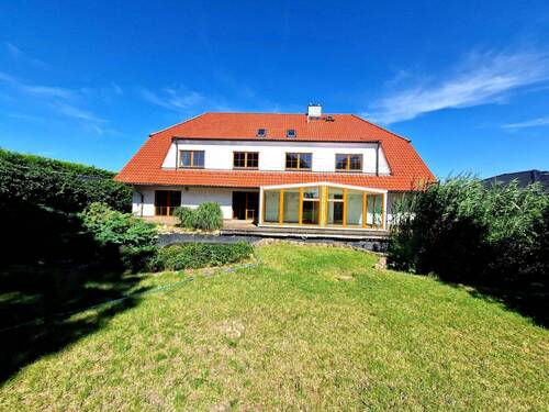 Hinteransicht - Einfamilienhaus mit 422,00 m² in Landsberg OT Oppin zum Kaufen