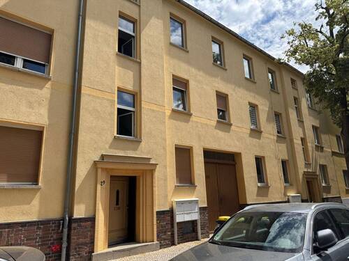 Hausansicht - 2 Raumwohnung im 2. Obergeschoss