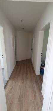 Flur - 2 Zimmer Etagenwohnung zur Miete in Bernburg