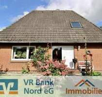 Vermietetes Einfamilienhaus mit idyllischen Garten - Oldenswort