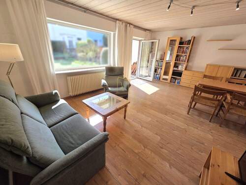 Wohnzimmer - 5 Zimmer Reihenendhaus zum Kaufen in Karben-Petterweil