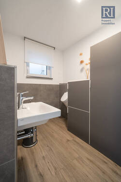 WC UG - 