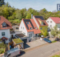 Moderne Doppelhaushälfte mit Pool in Güntersleben