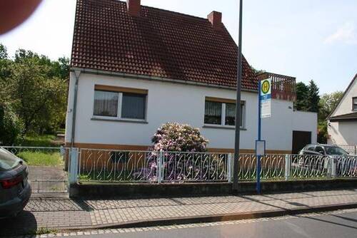 Straßenfront - 5 Zimmer Einfamilienhaus zum Kaufen in Riesa